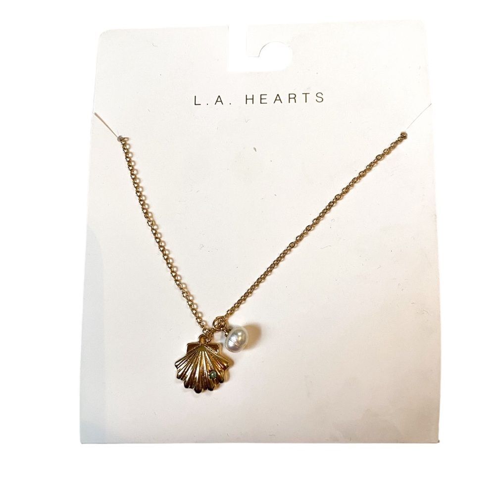L.A. Hearts Gold Shell Faux Pearl Charm Necklace Minimalist Beachy Coastal Chic